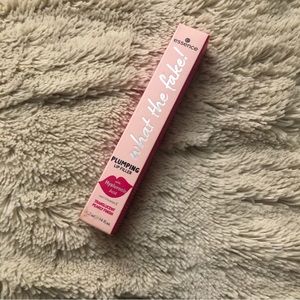 Essence Plumping Lip Filler